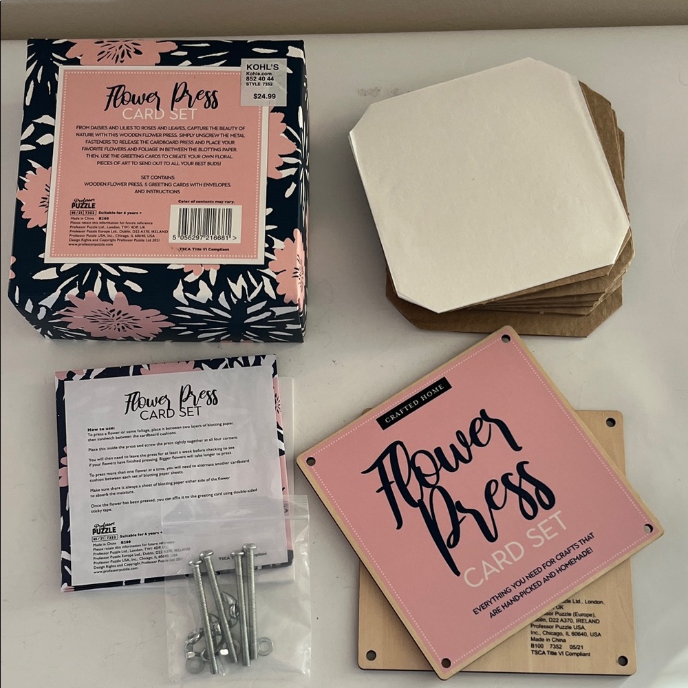 Krafty Home Flower Press Card Set - Pink and White